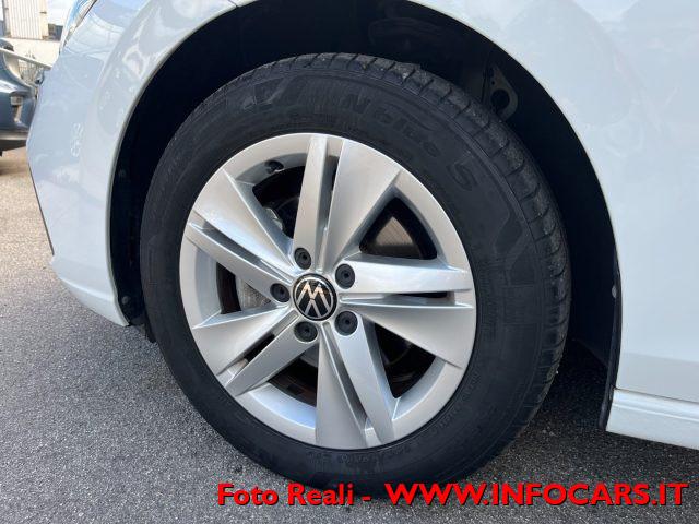 VOLKSWAGEN Golf 1.0 eTSI MHEV EVO DSG Life - PROMO!