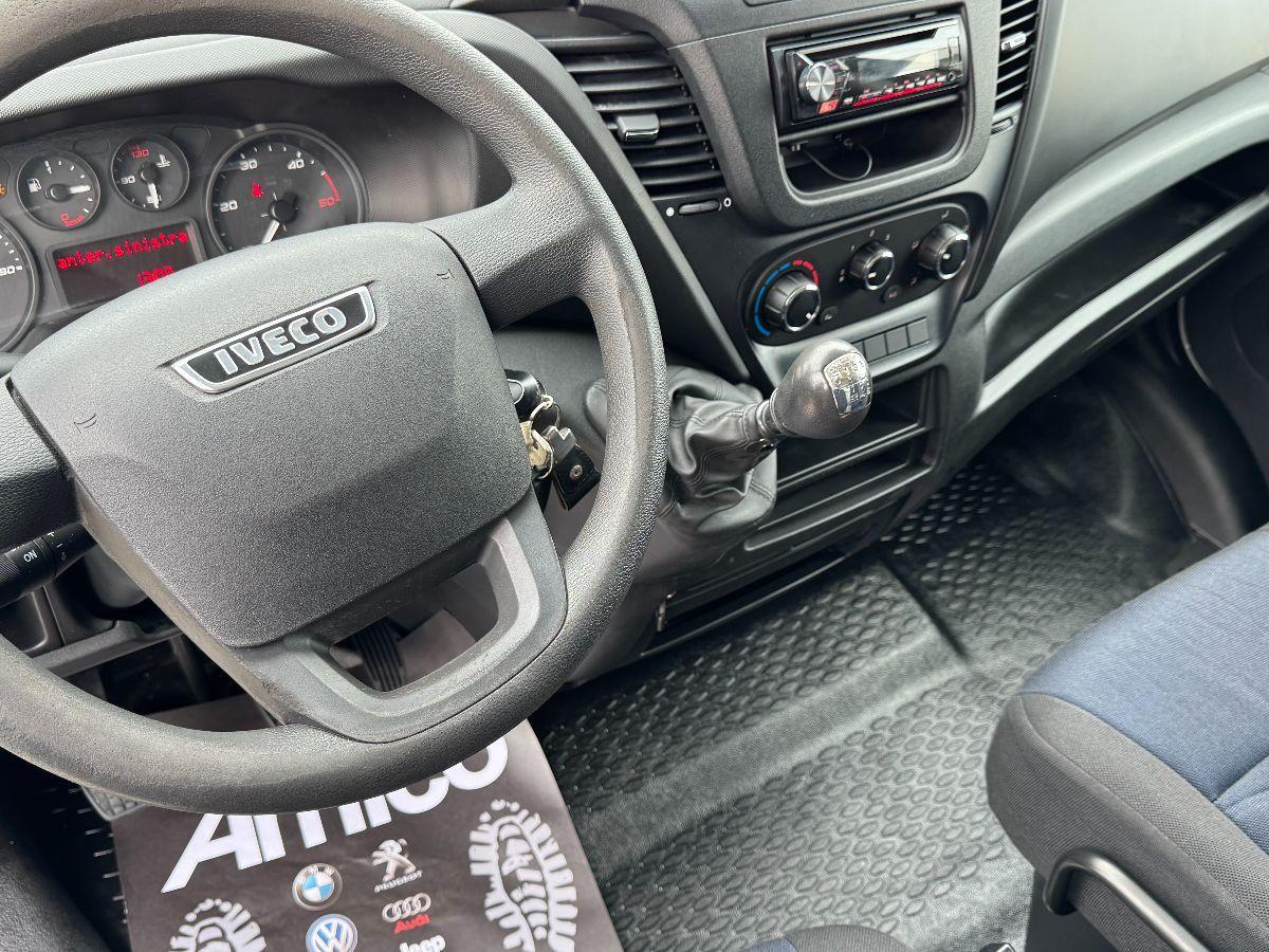 IVECO Daily 35C16 4.8m Lungo 160CV Centina e Telo Centinato