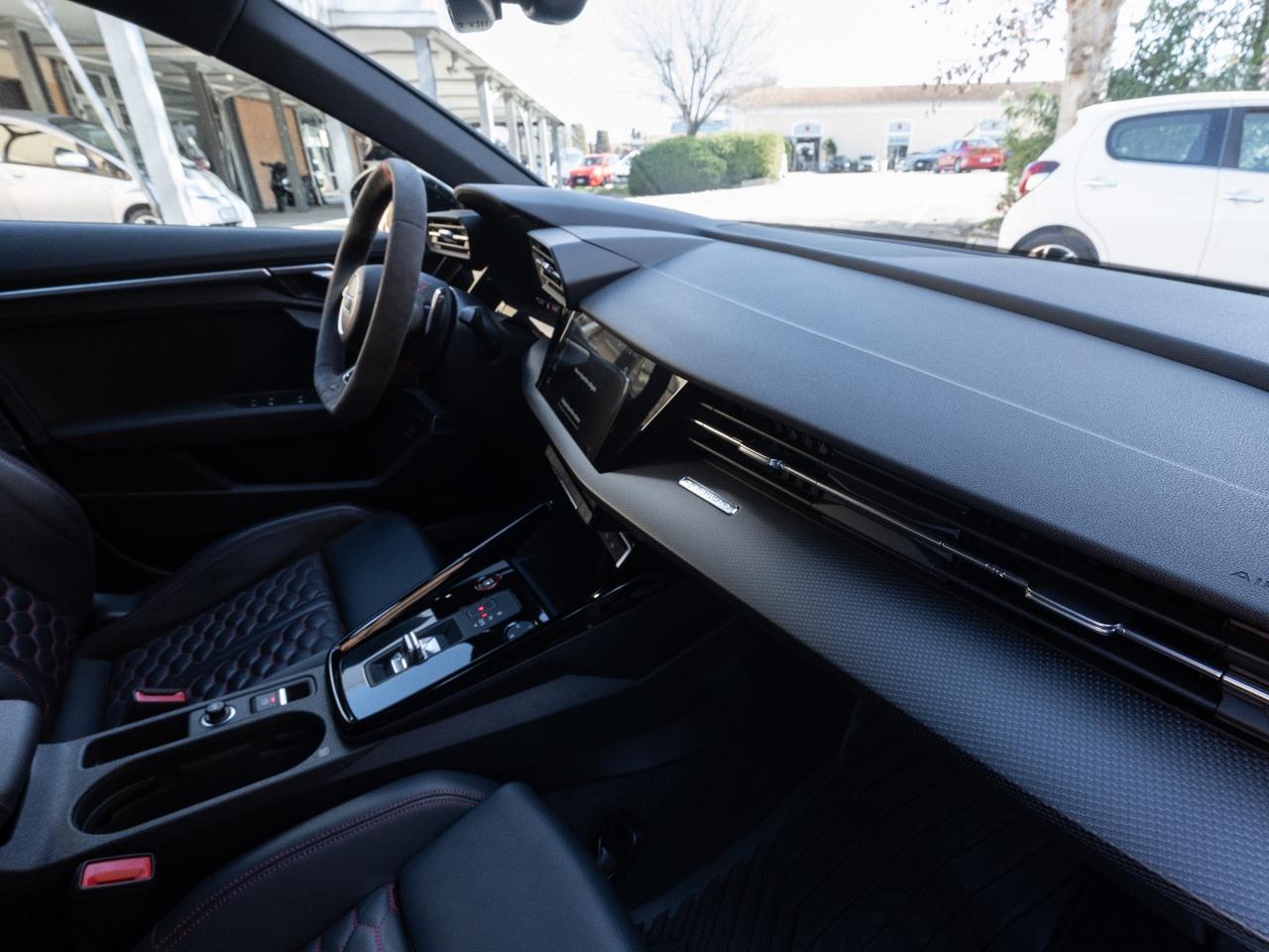 Audi A3 RS 3 SPB TFSI quattro S tronic