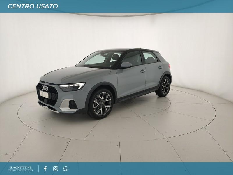 Allstreet 30 1.0 TFSI Admired 110 CV