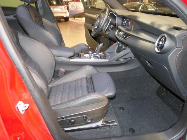 ALFA ROMEO Stelvio 2.0 Turbo 280 CV AT8 Q4 Veloce