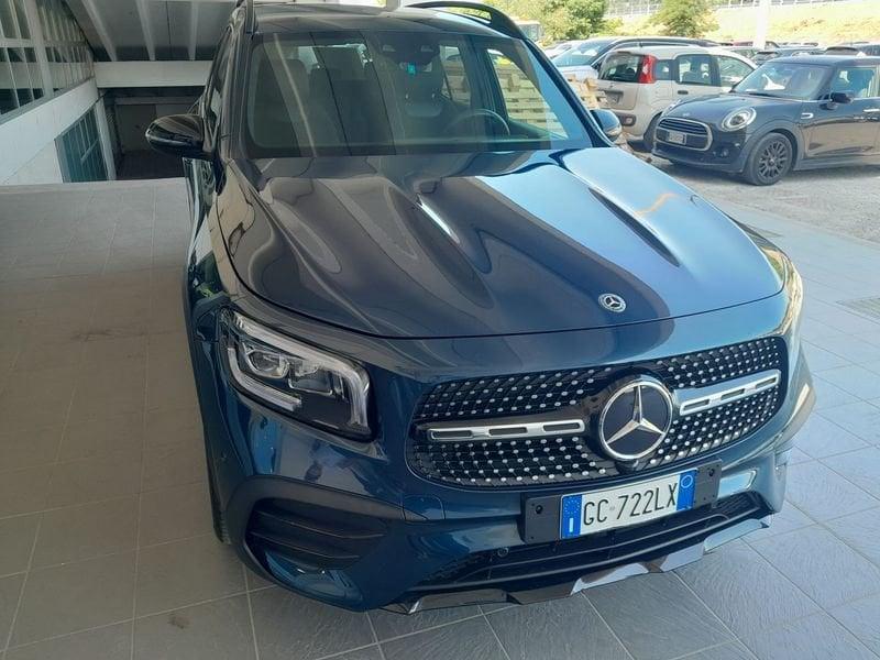 Mercedes-Benz GLB 200 Premium auto