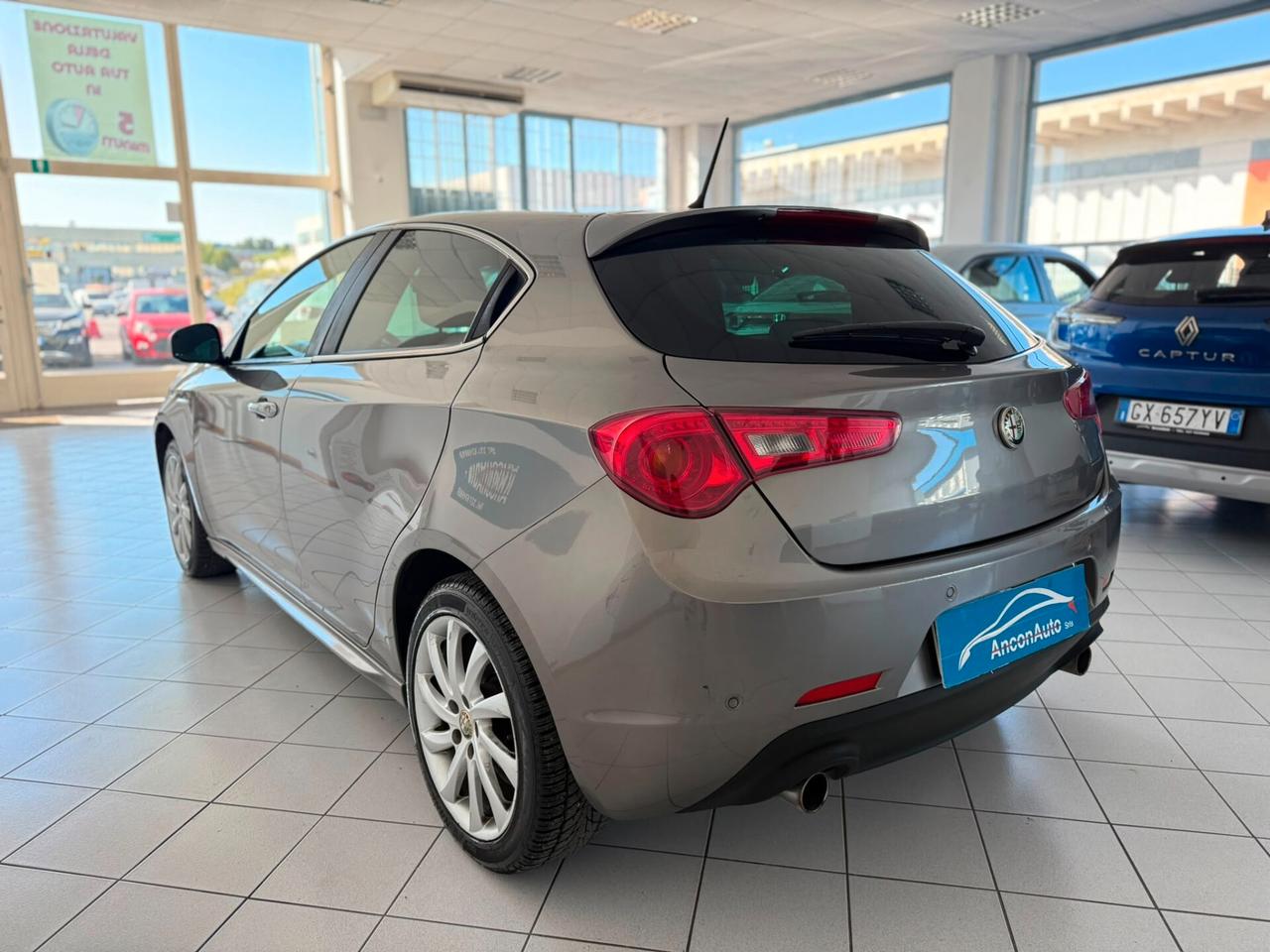 Alfa Romeo Giulietta 2.0 JTDm-2 2012