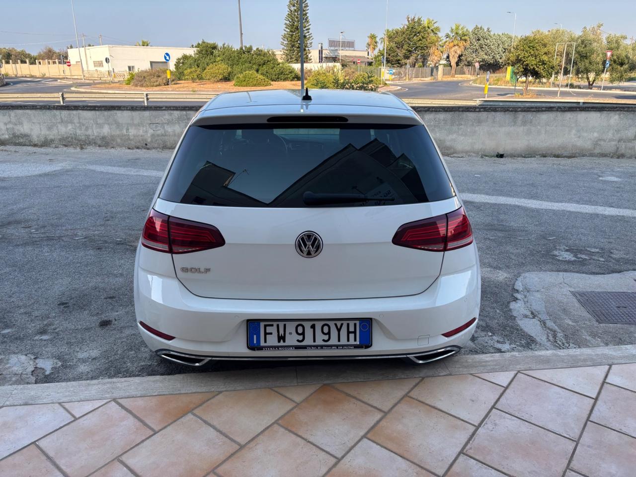 Volkswagen Golf 1.6 TDI 115 CV 5p. Highline BlueMotion Technology