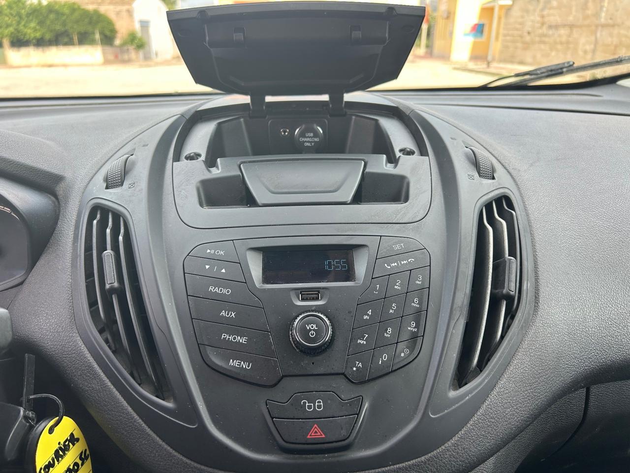 Ford Transit Courier 1.5 TDCi 75CV Van Trend