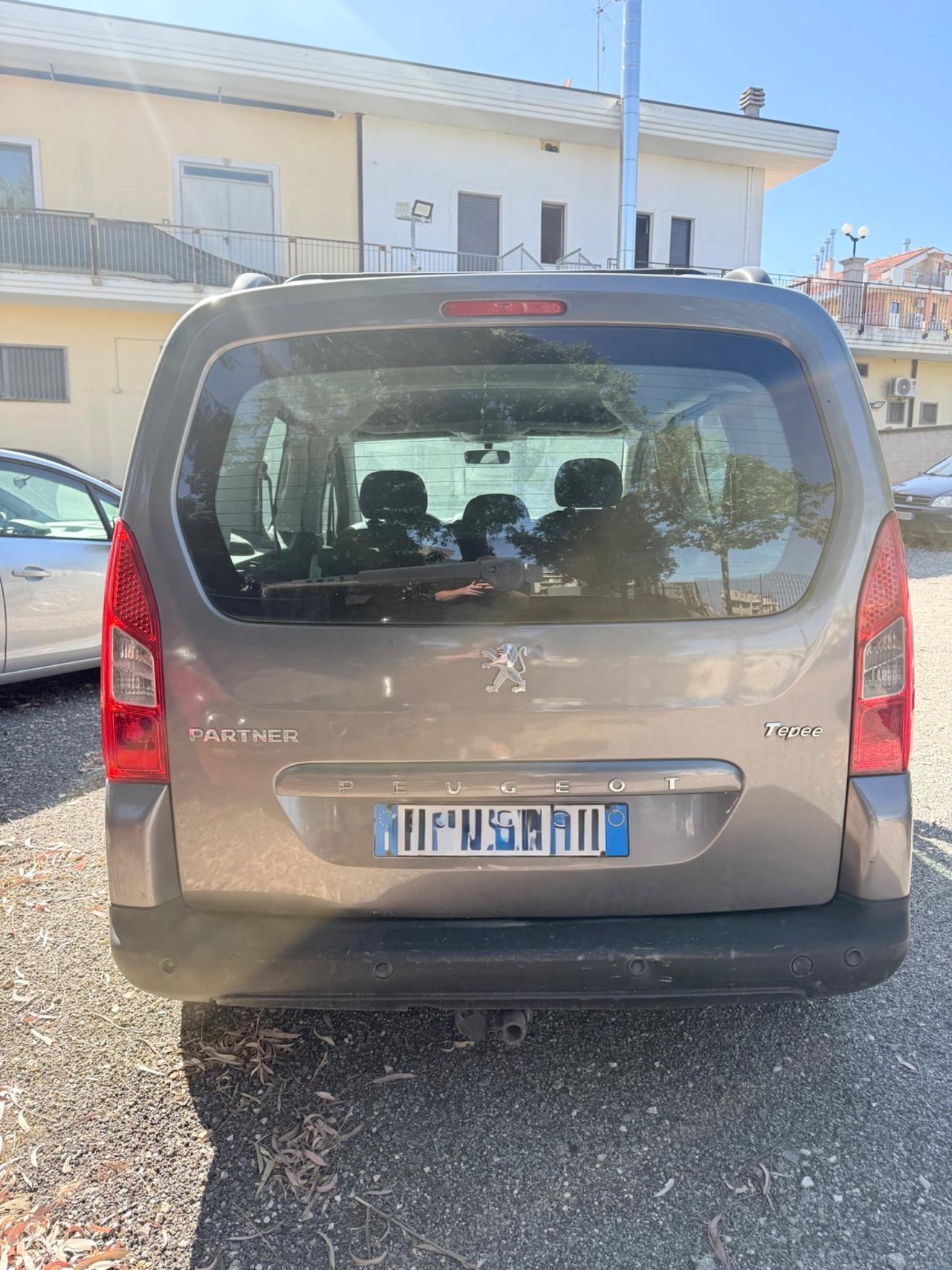 Peugeot Partner Tepee 1.6 HDi 90CV GANCIO TRAINO