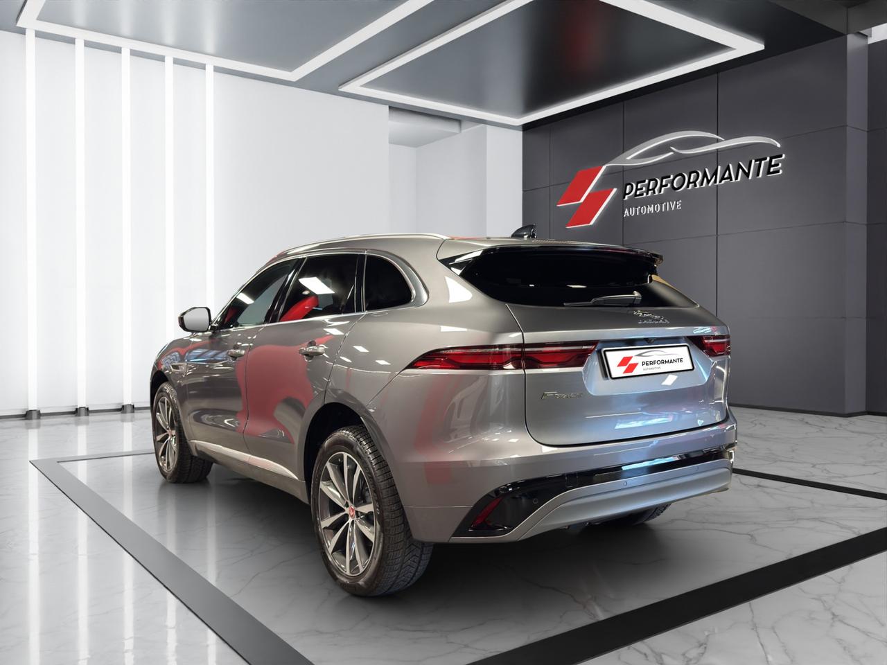 Jaguar F-Pace 2.0d i4 mhev R-Dynamic SE awd 204cv auto