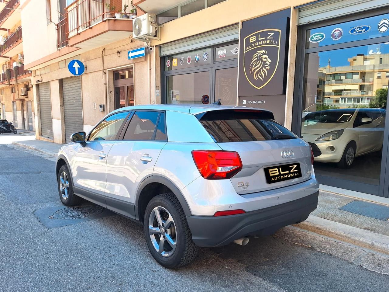 Audi Q2 30 TDI S tronic Identity Black