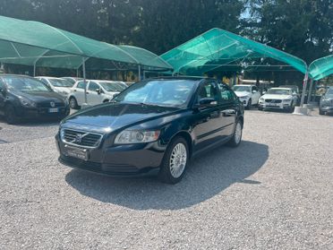 Volvo S40 1.6 16V cat Momentum