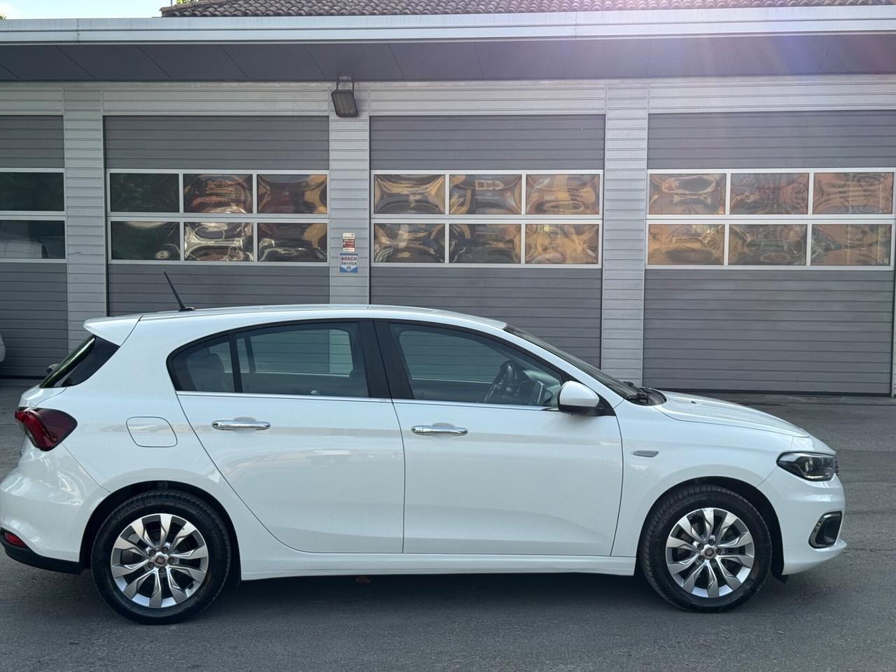 Fiat Tipo 1.3 Mjt S&S 5 porte Sport