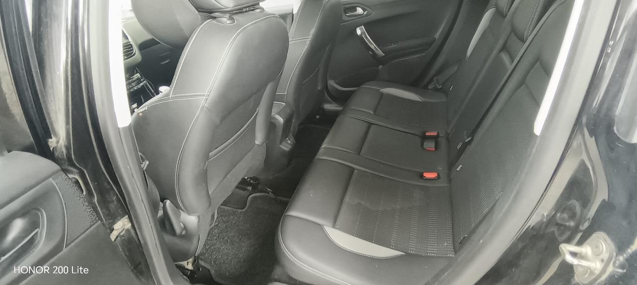 Peugeot 2008 2008 1.6 e-hdi 8v Allure s&s 115cv