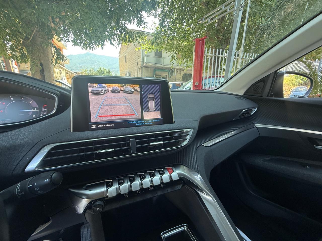 Peugeot 3008 BlueHDi 130 S&S EAT8