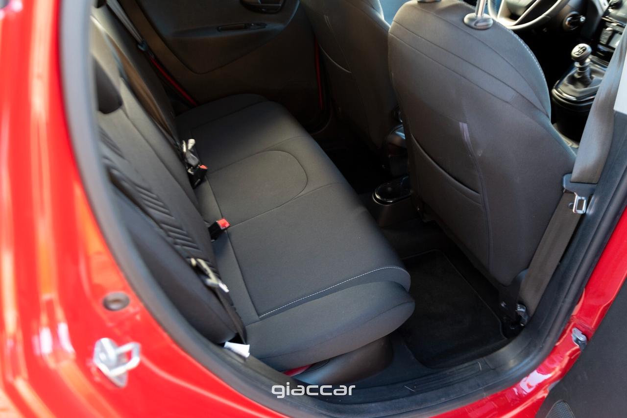 Lancia Ypsilon 1.0 FireFly 5 porte S&S Hybrid Gold