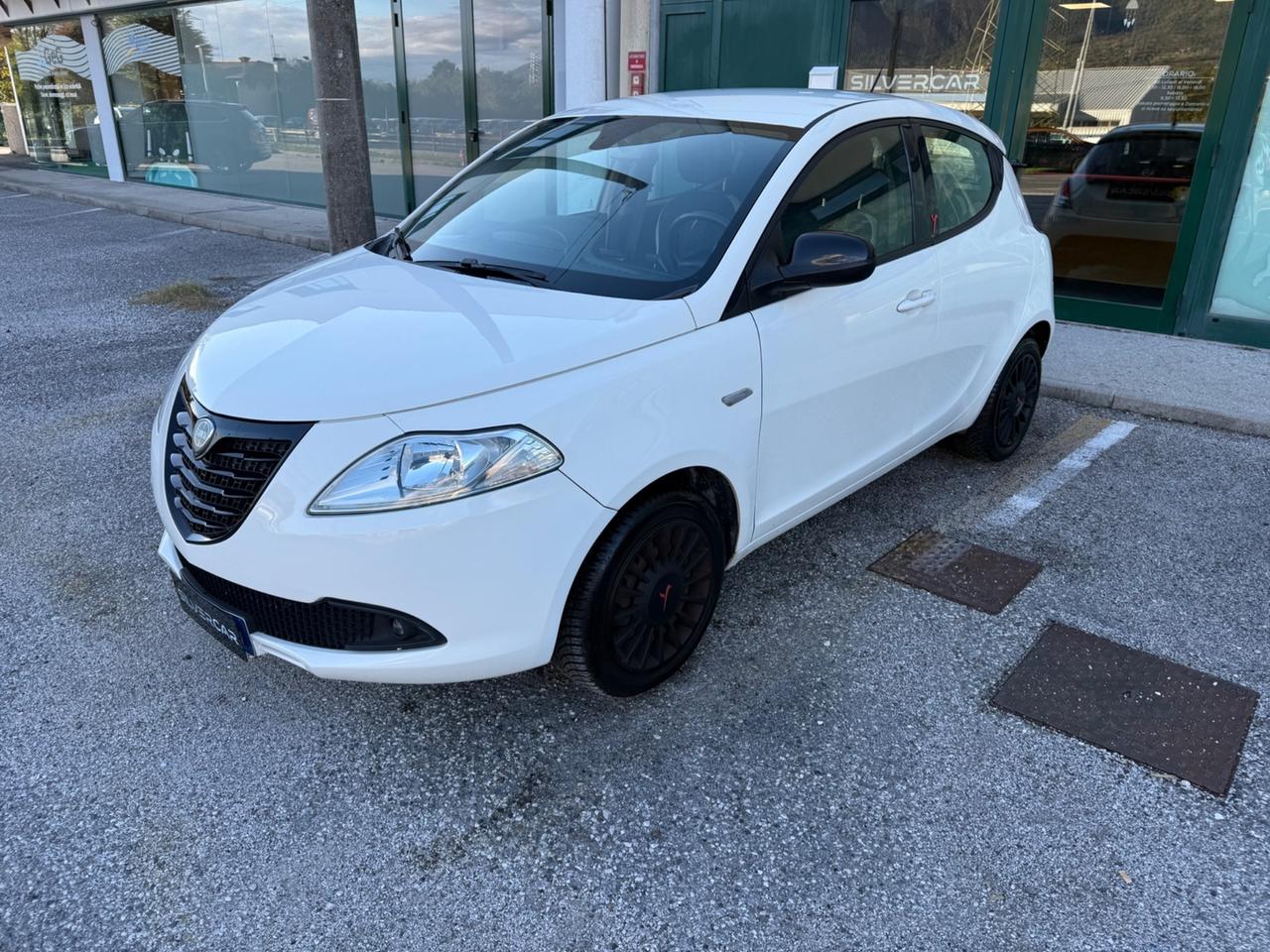 Lancia Ypsilon 1.2 69 CV 5 porte Elle