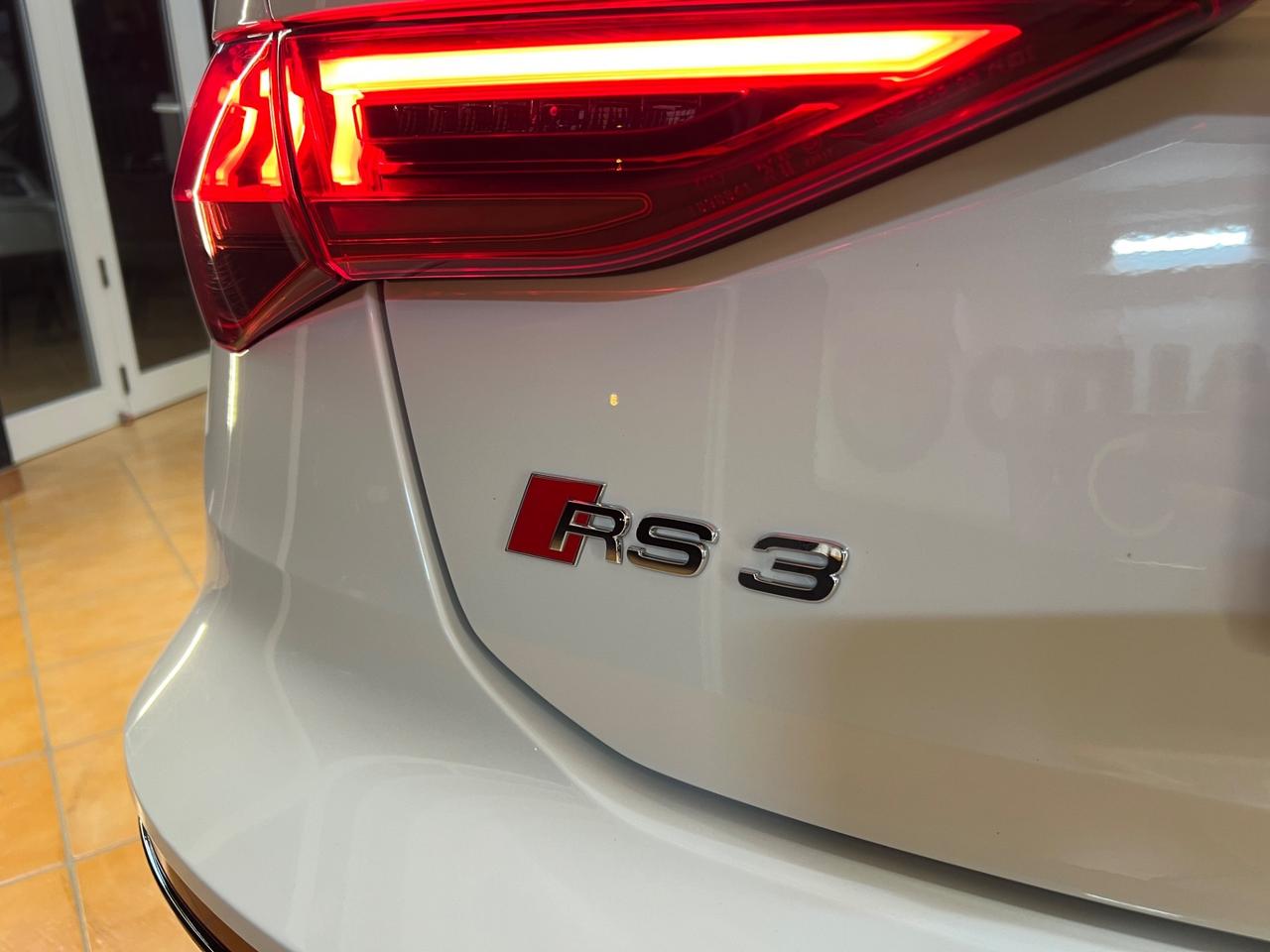 Audi A3 RS 3 SPB TFSI quattro S tronic