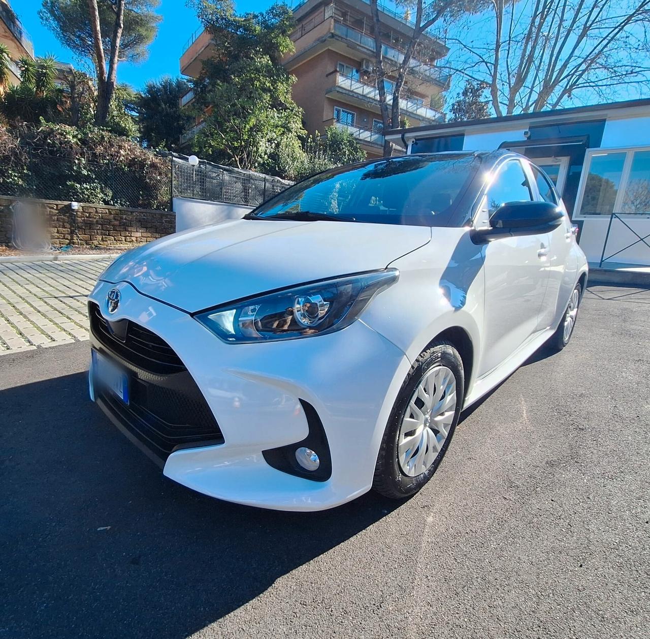Toyota Yaris 1.5 Hybrid 5 porte Active PROMO 268 MESE zero anticipo