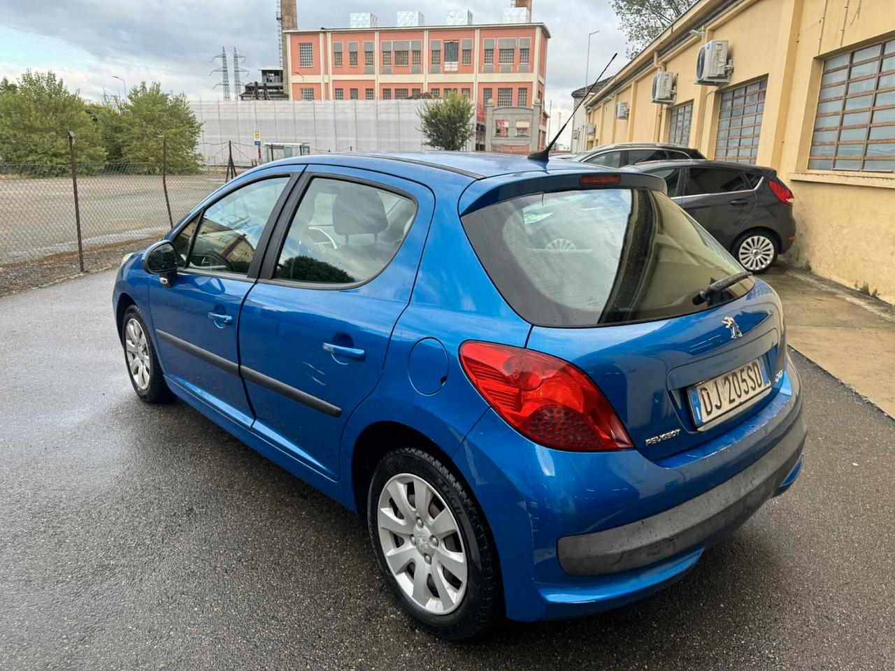 Peugeot 207 Anno 2007 1.4 Diesel 81.000 KM