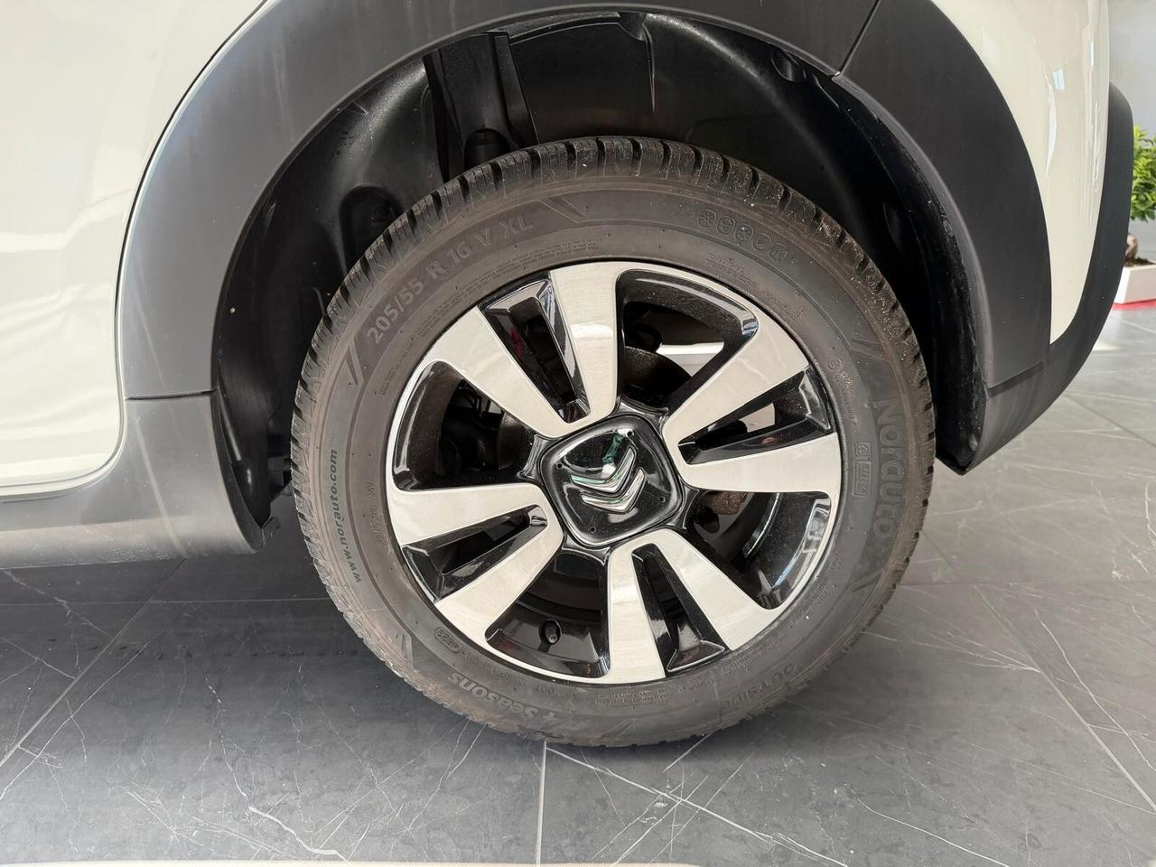 Citroen C3 PureTech 110 S&S EAT6 Shine