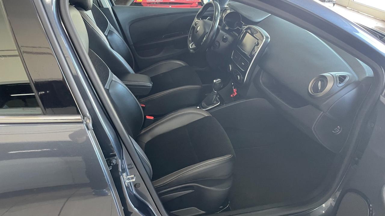 Renault Clio TCe 120CV EDC Start&Stop 5 porte Energy Intens