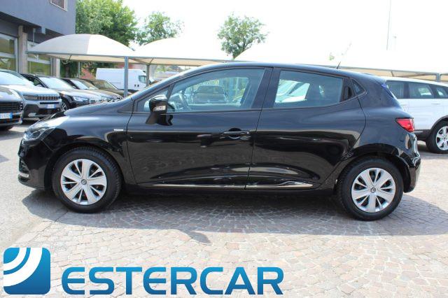 RENAULT Clio 1.2 75CV 5 porte NEOPATENTATI