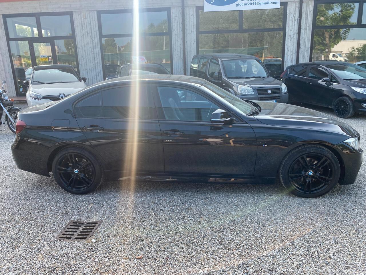 Bmw 318 318i M-SPORT Benzina Automatica 136 Cv. Full Black