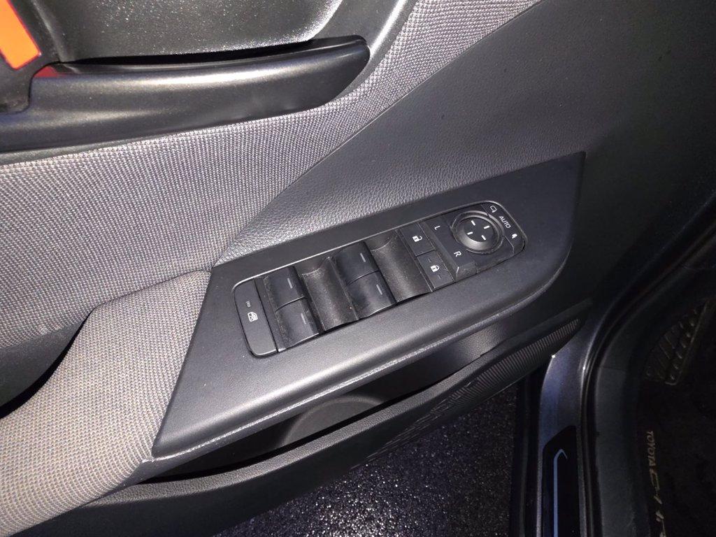 TOYOTA C-hr 2.0 hev trend fwd e-cvt del 2024
