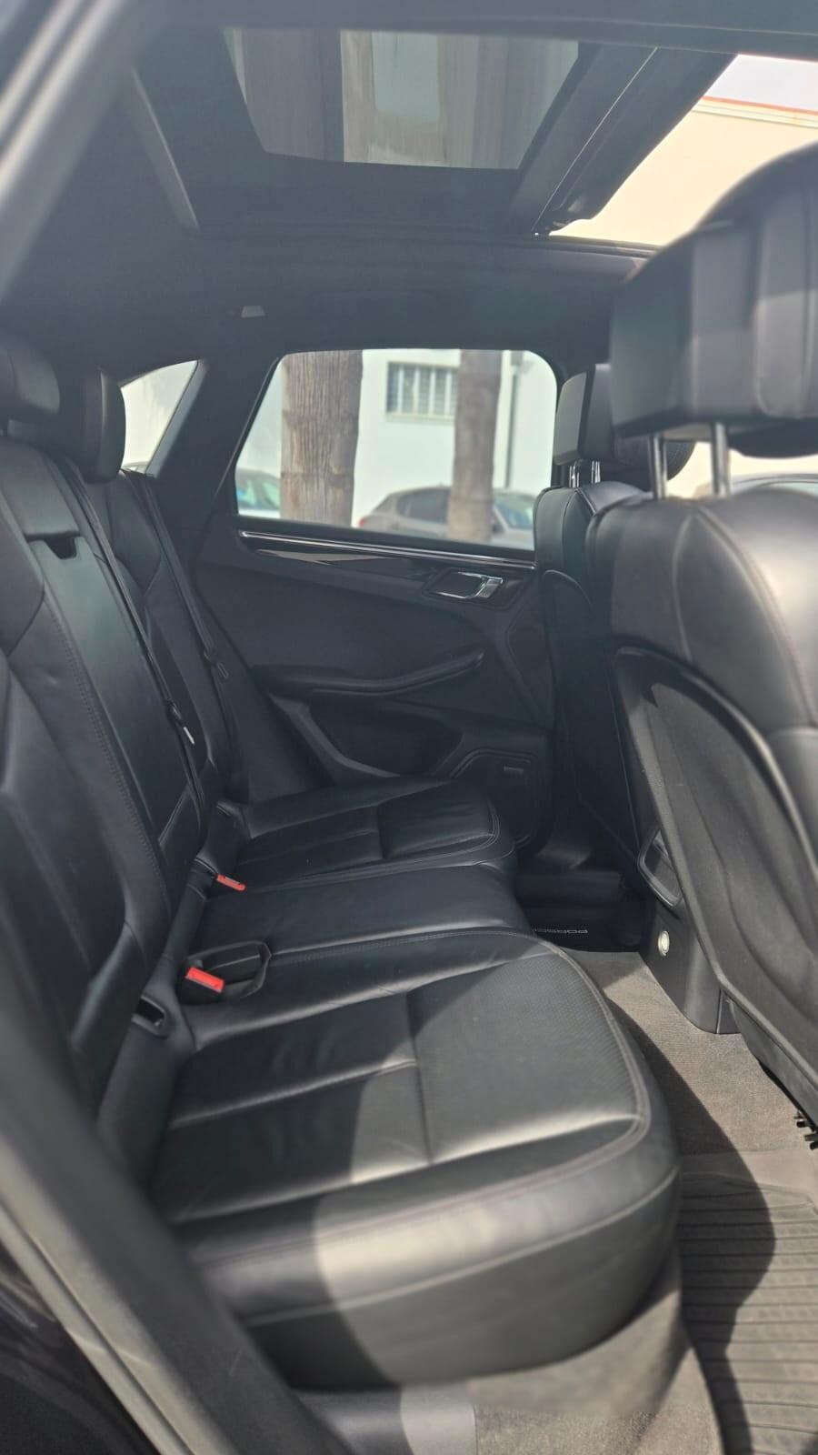 Porsche Macan 3.0d S 250cv pdk Uff Italy Pelle Tetto Navi lega