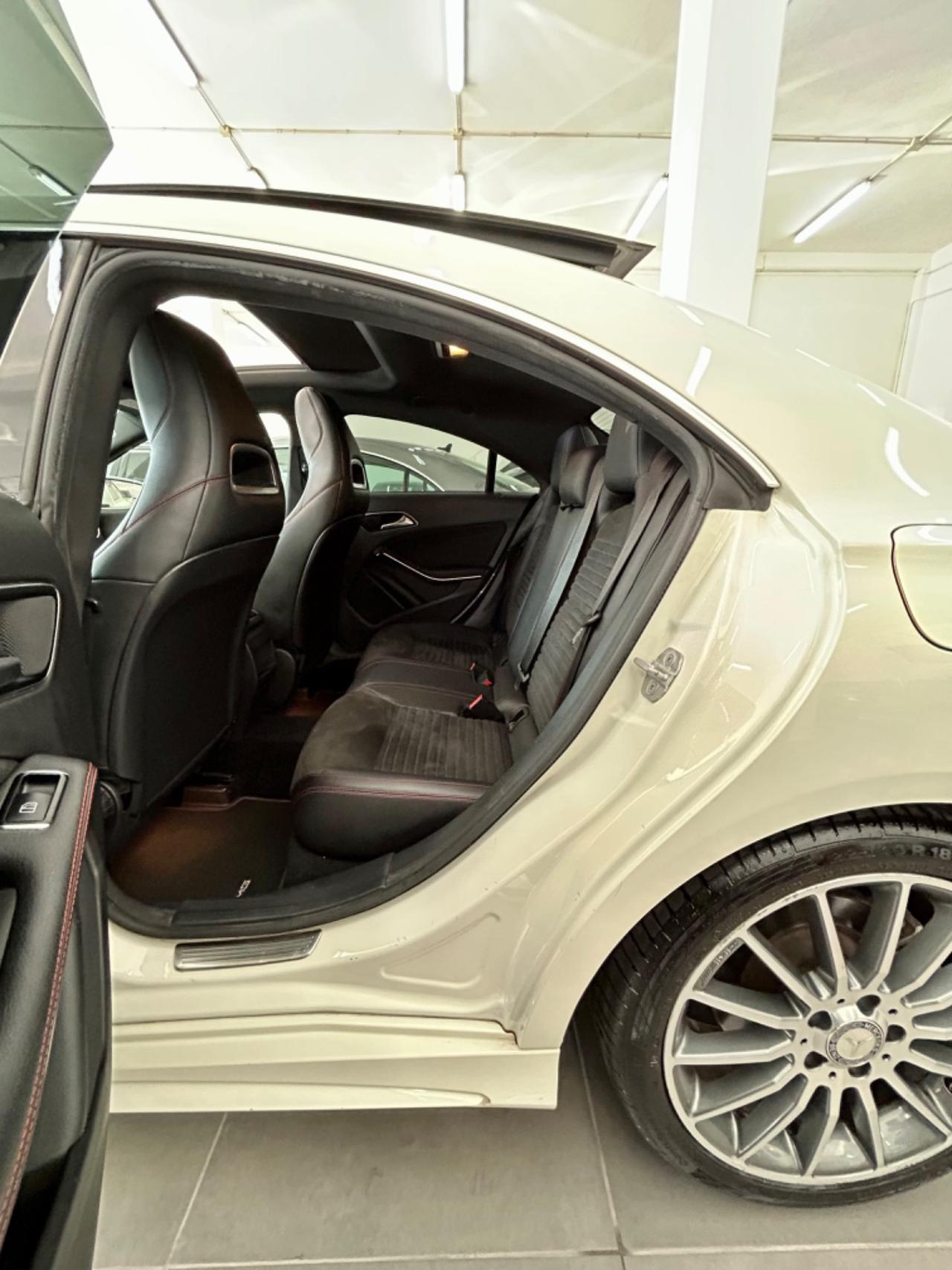 Mercedes CLA 200 Premium AMG TETTO FULL