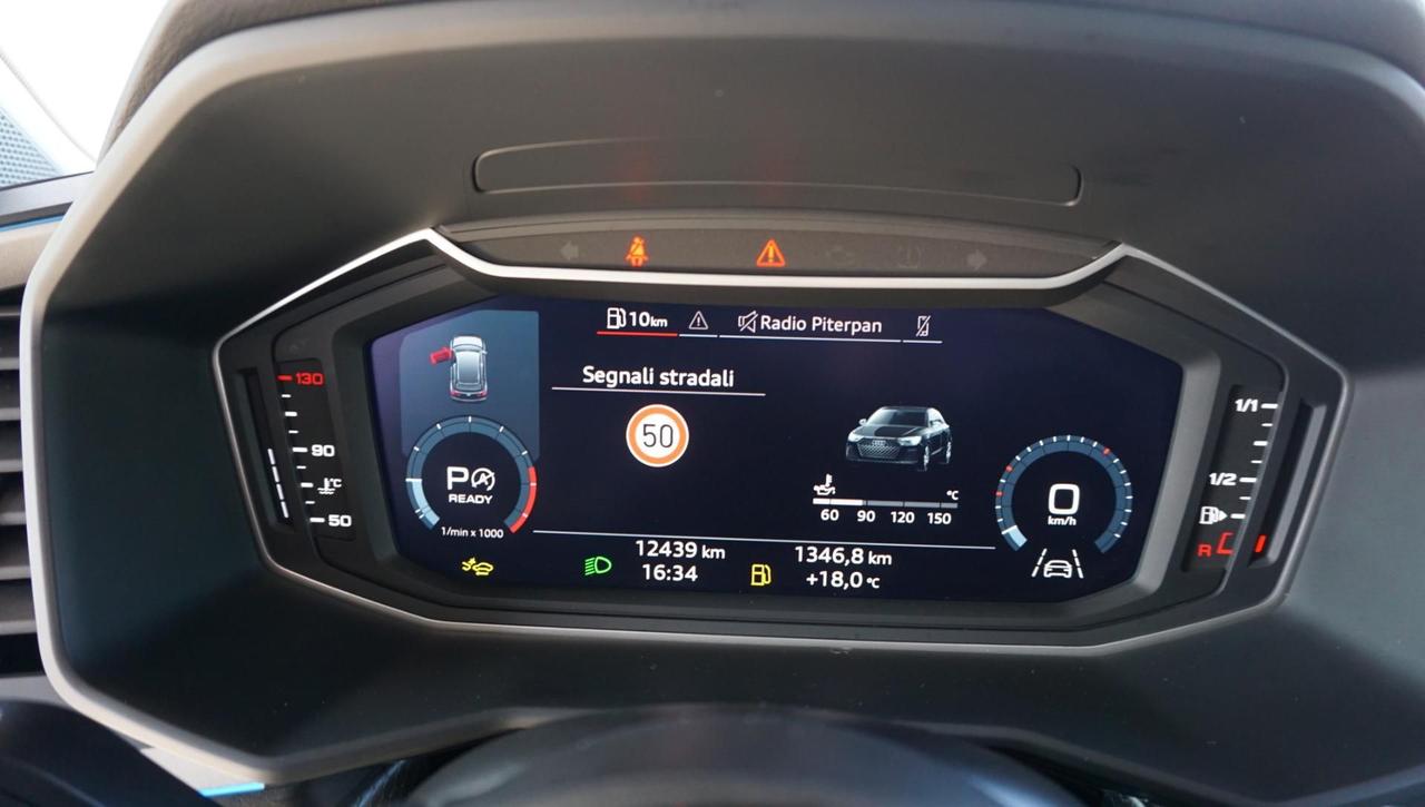 Audi A1 SPB 30 TFSI S-Tronic Identity Black