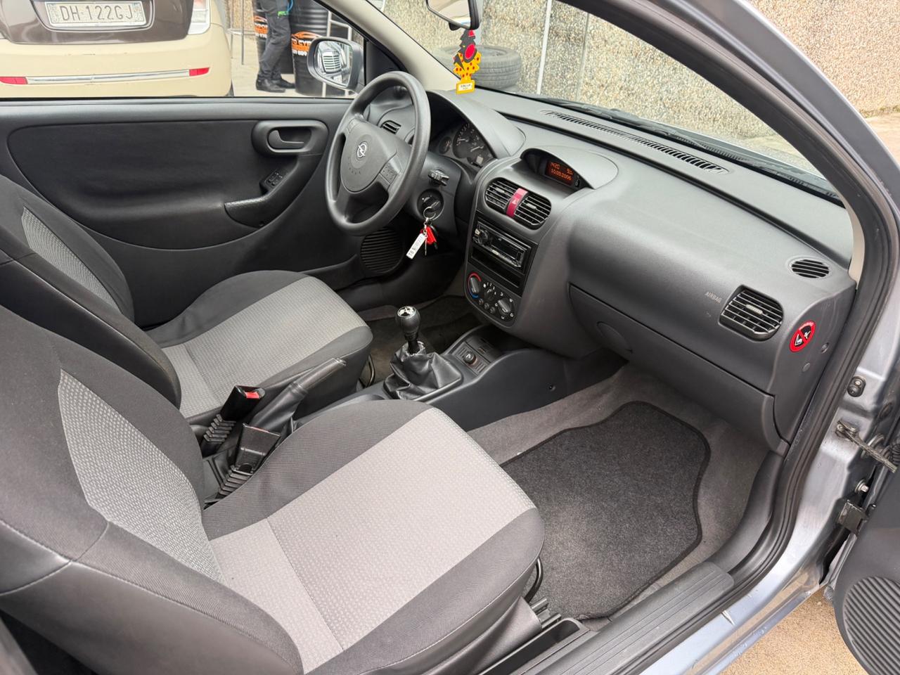 Opel Corsa 1.0i benzina euro4 unico proprietario