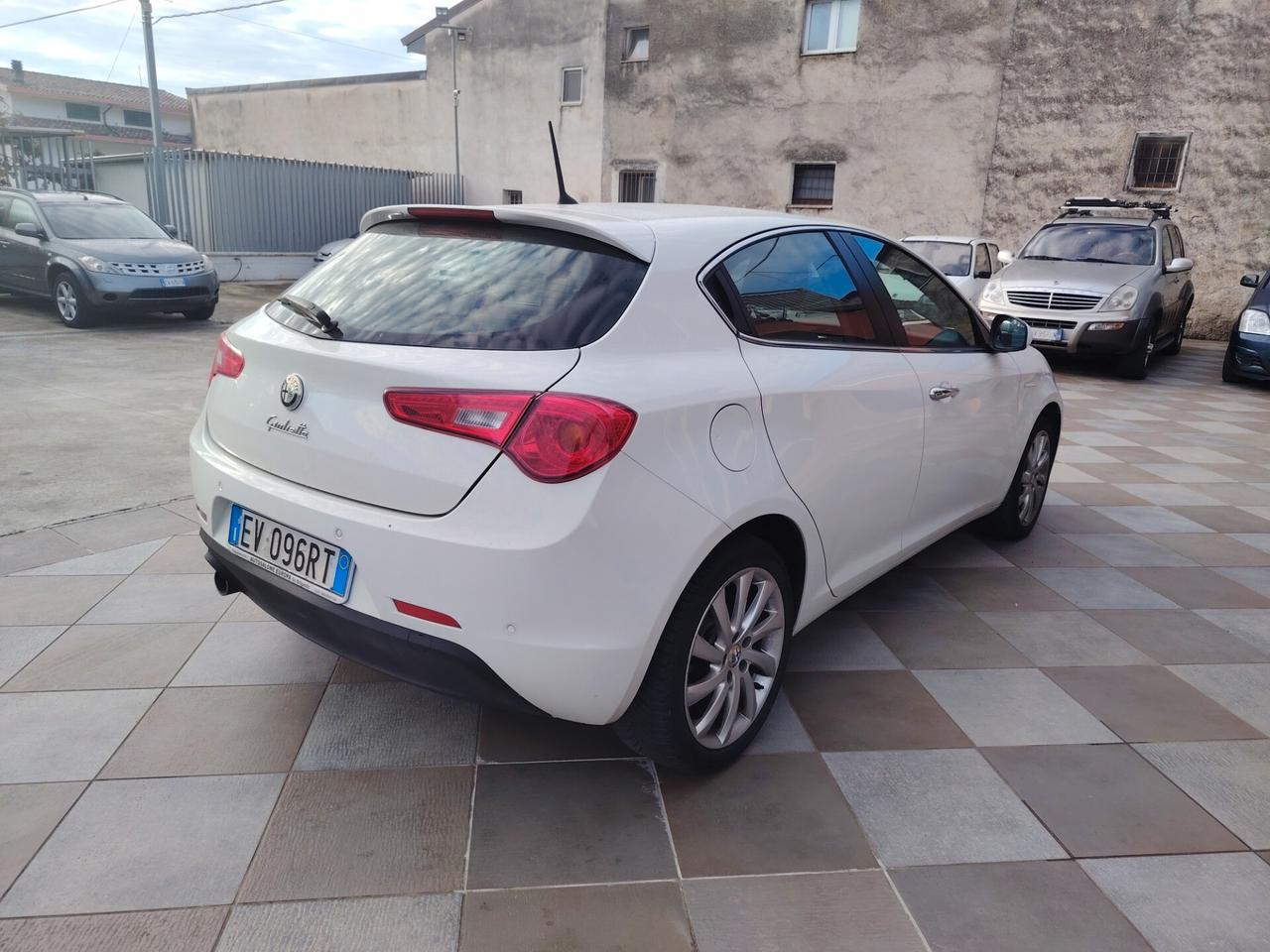 Alfa Romeo Giulietta 1.6 JTDm-2 105 CV Exclusive