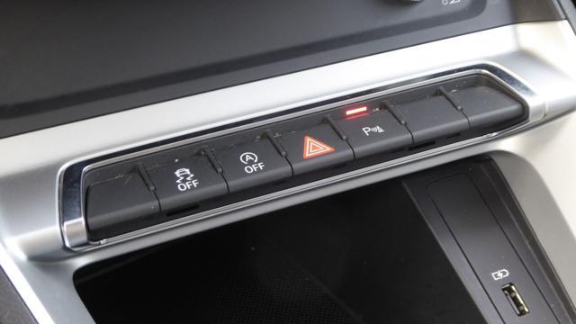 AUDI Q3 35 TFSI Business