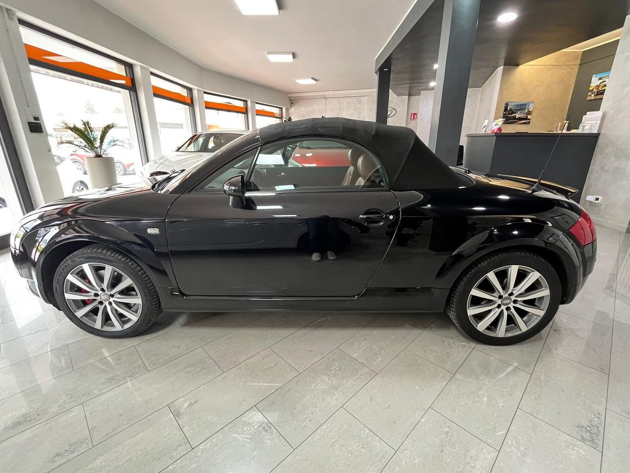 Audi TT 1.8 cabrio 180cv