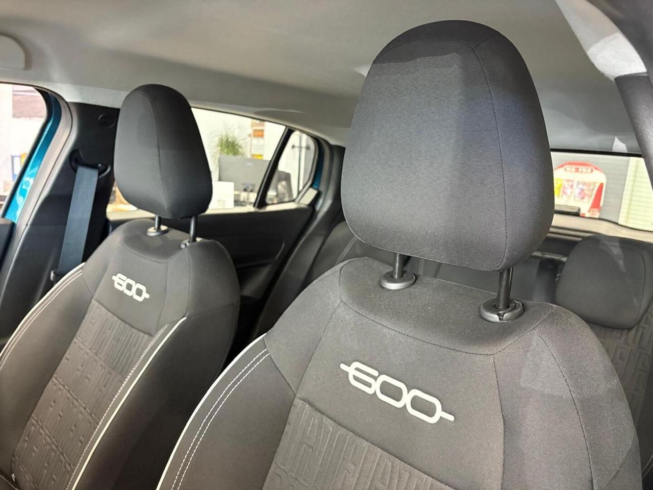 Fiat 600 1.2 hybrid 110cv auto