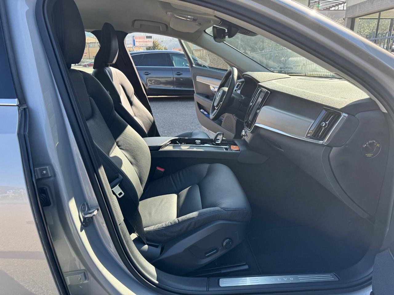 Volvo V90 B4 (d) automatico Plus Bright UNICO PROP