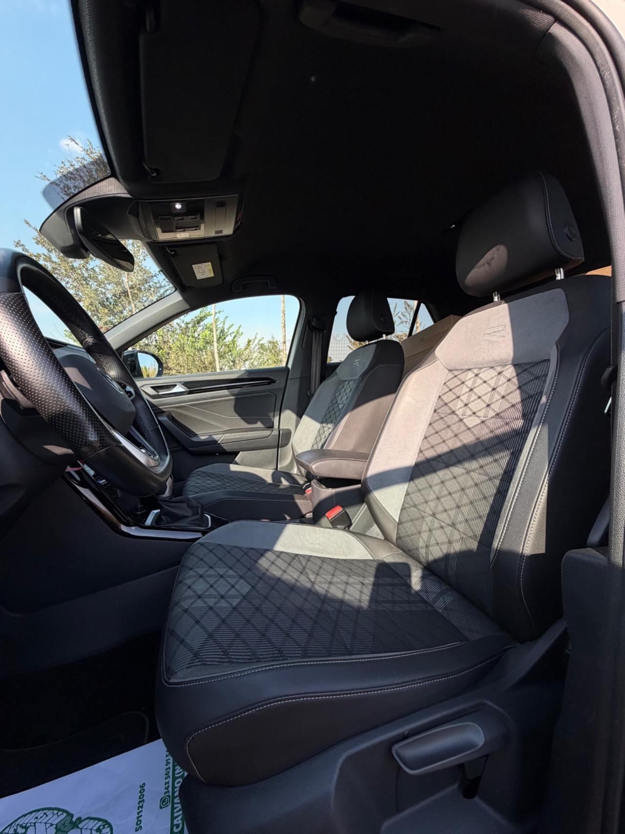 Volkswagen T-Roc 2.0 TDI SCR 150 CV DSG R-Line