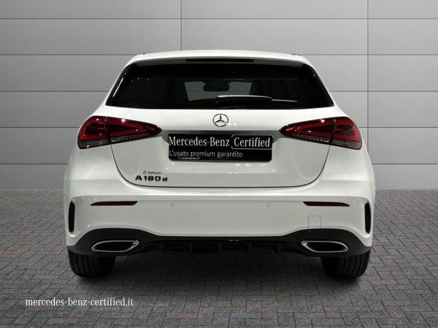 MERCEDES-BENZ A 180 d Auto Premium Navi