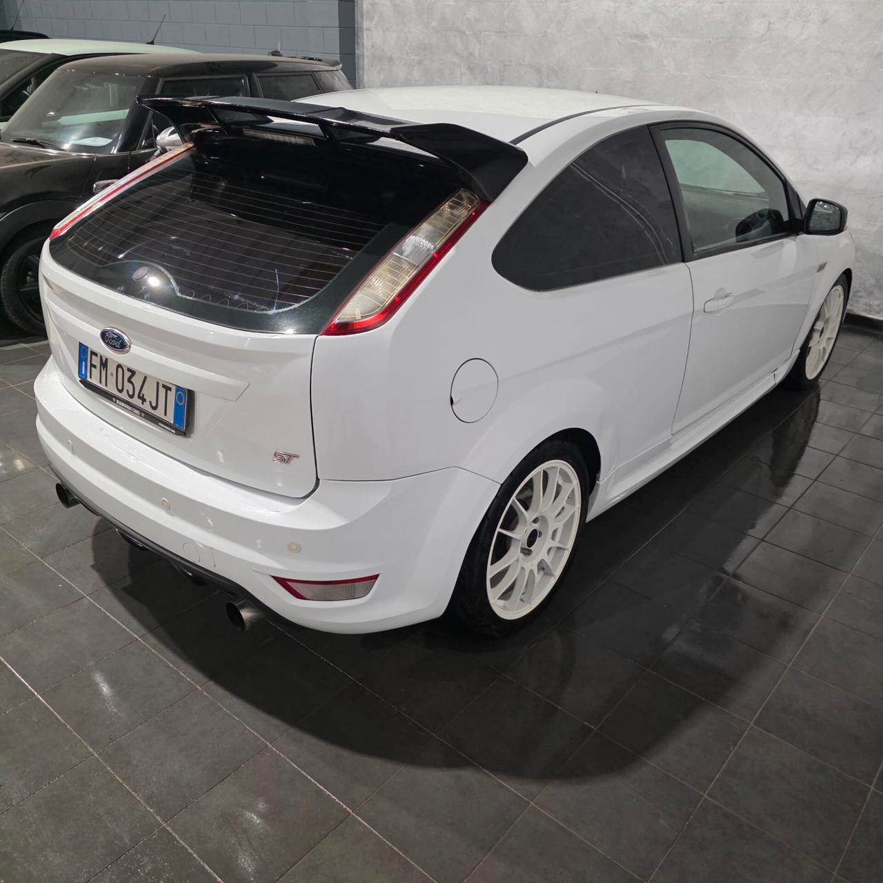 Ford Focus 2.5T (225CV) 3p. ST