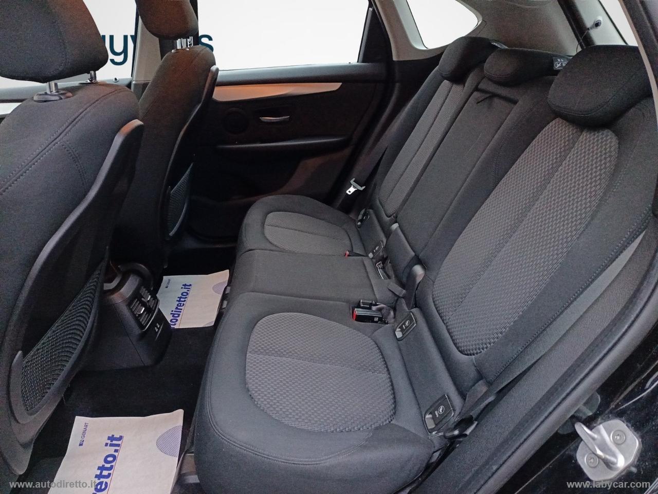 BMW 220d xDrive Active Tourer Business