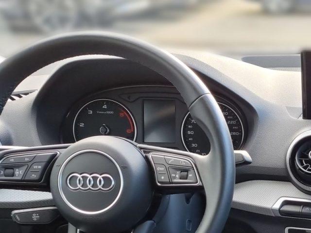 AUDI Q2 30 TDI S tronic Business Advanced