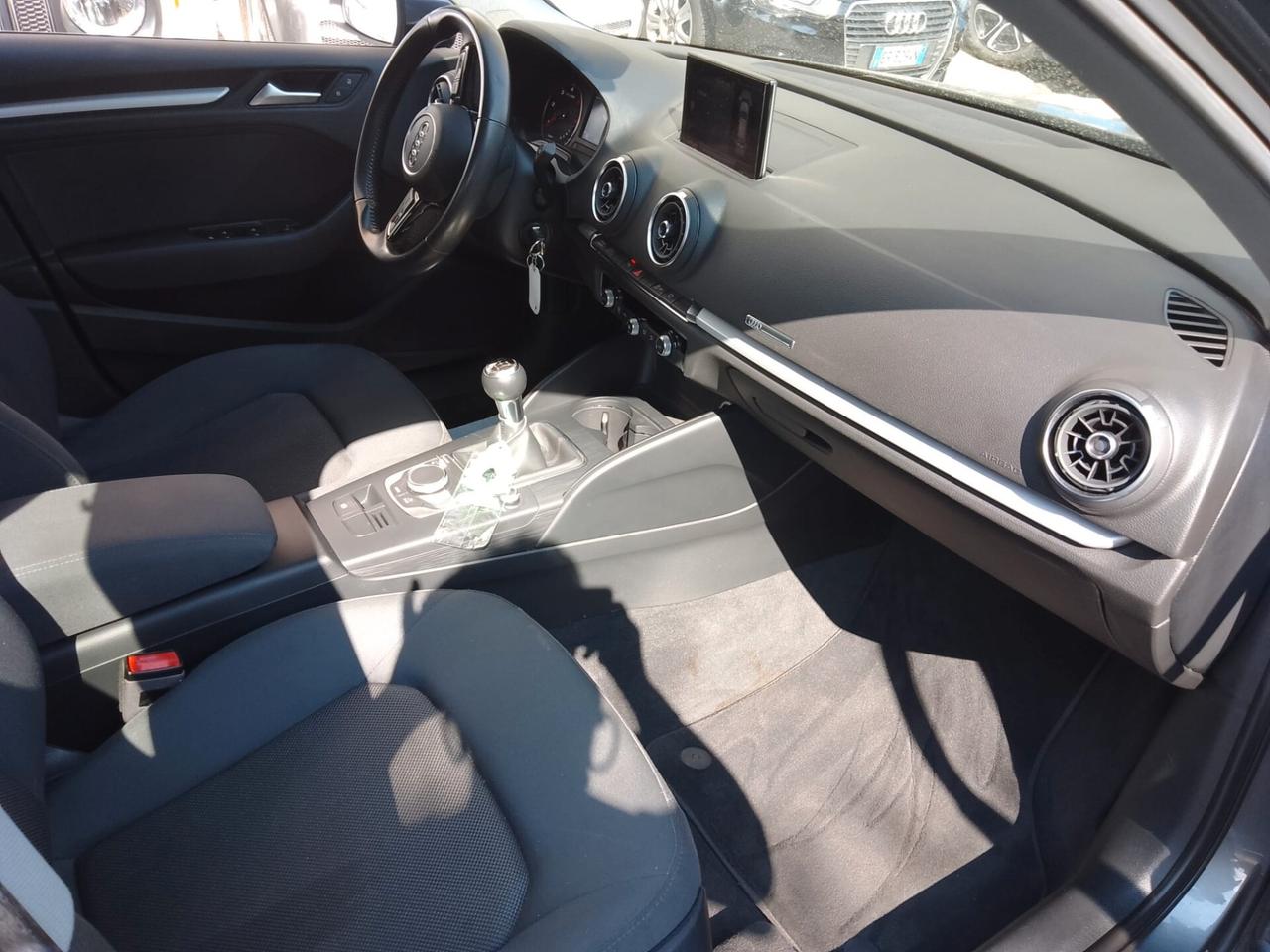 Audi A3 SPB 30 TDI Business