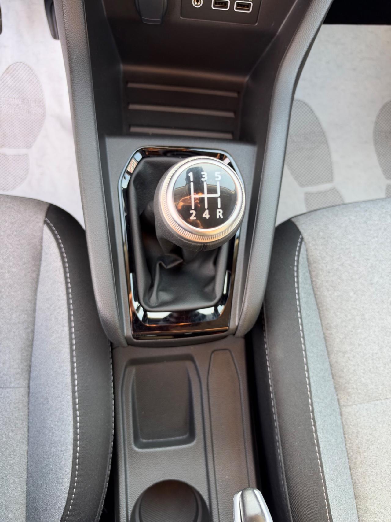 Renault Clio SCe 65 CV 5 porte Evolution NEOPATENTATI