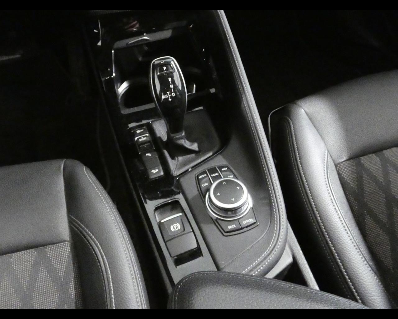 BMW X1 (F48) - X1 xDrive20d xLine Plus