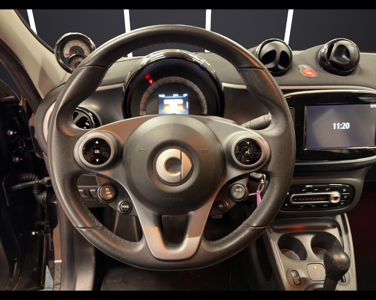 SMART Forfour 0.9 Turbo twinamic Passion LED NAVII