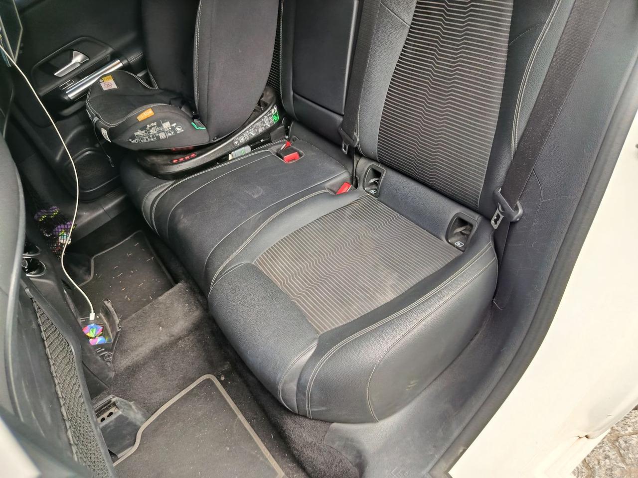 Mercedes-Benz B 180 Sport B 180 D #12061