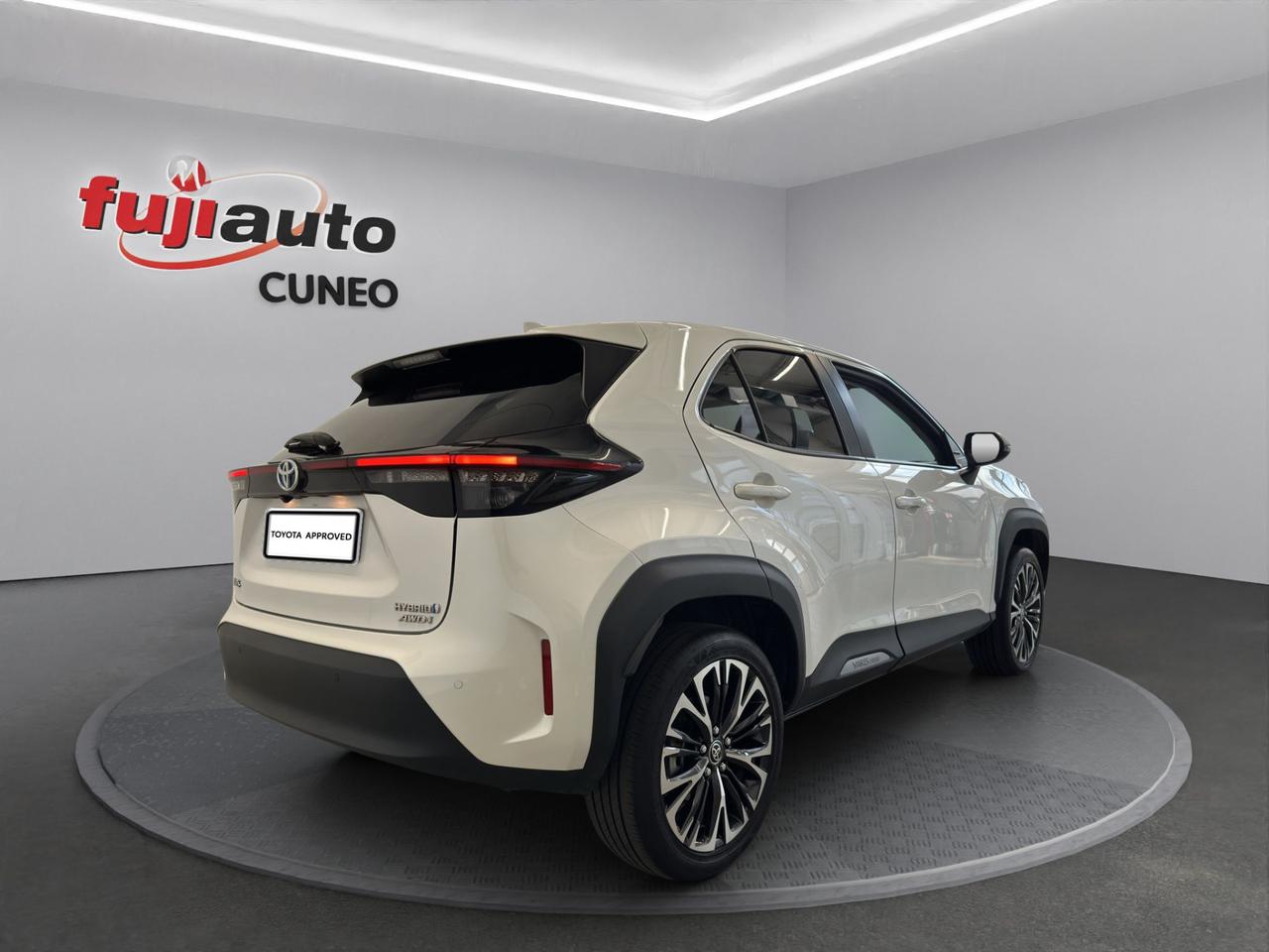 Toyota Yaris Cross 1.5h Lounge awd-i 116cv e-cvt