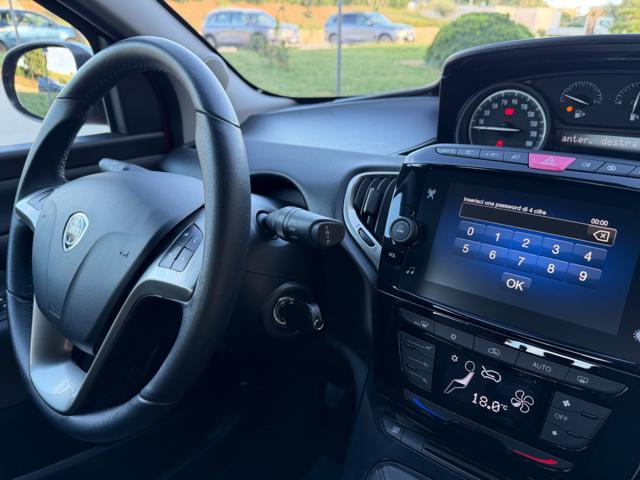 LANCIA Ypsilon HYBRID PLATINUM !!! INTROVABILE !! FULL FULL !!!
