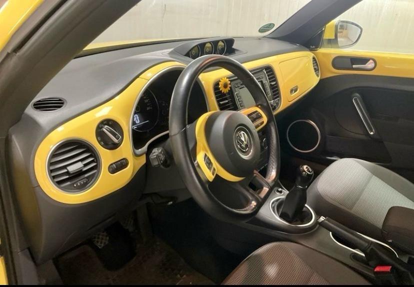 Volkswagen Maggiolino 1.2 TSI Design 105CV – Cerchi 18”, Sound Fender, Sedili Riscaldati