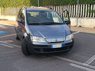 Fiat Idea 1.2 16V BlackLabel
