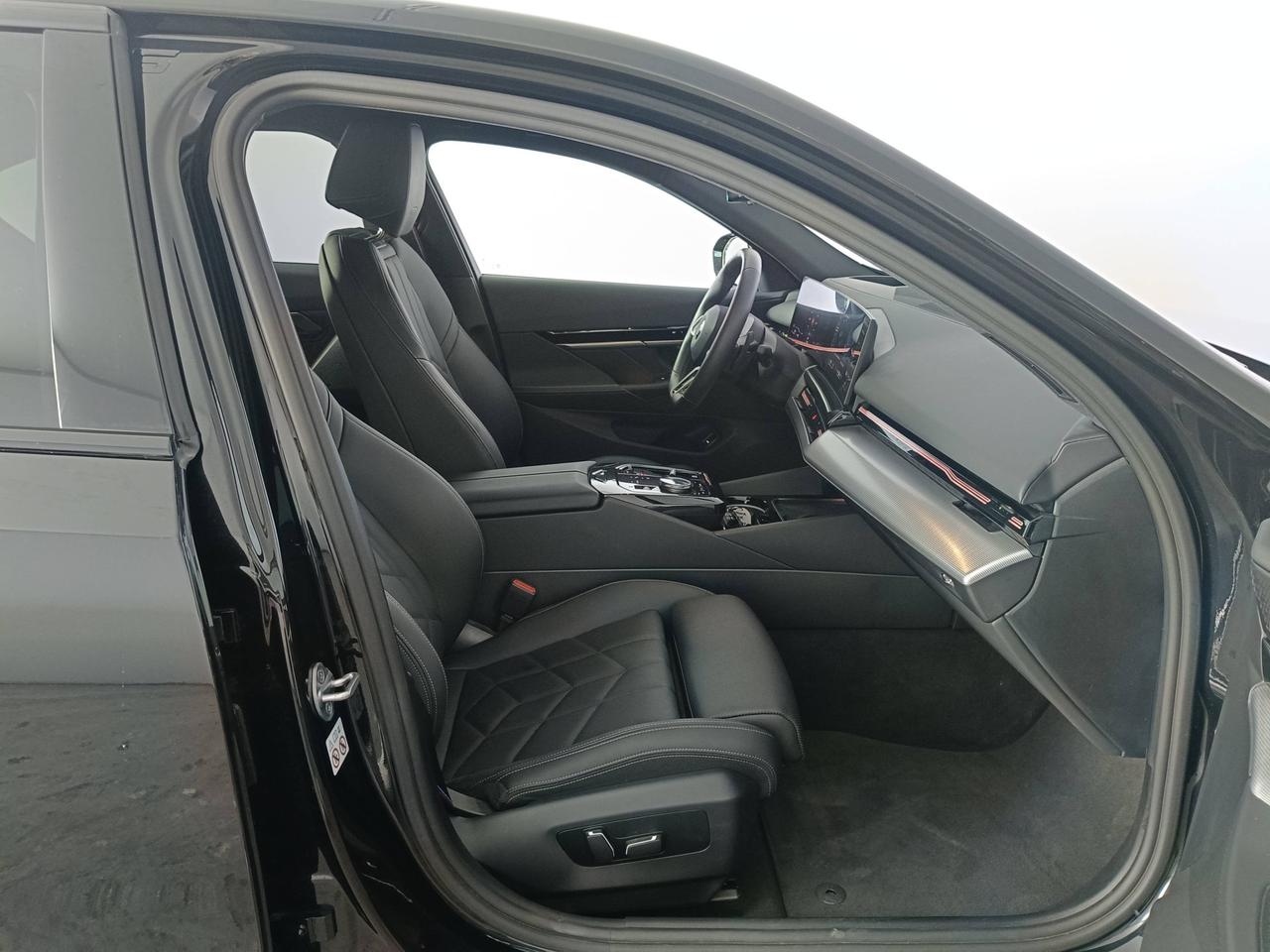 BMW Serie 5 G60 Berlina - 520d 48V sdrive MSport auto